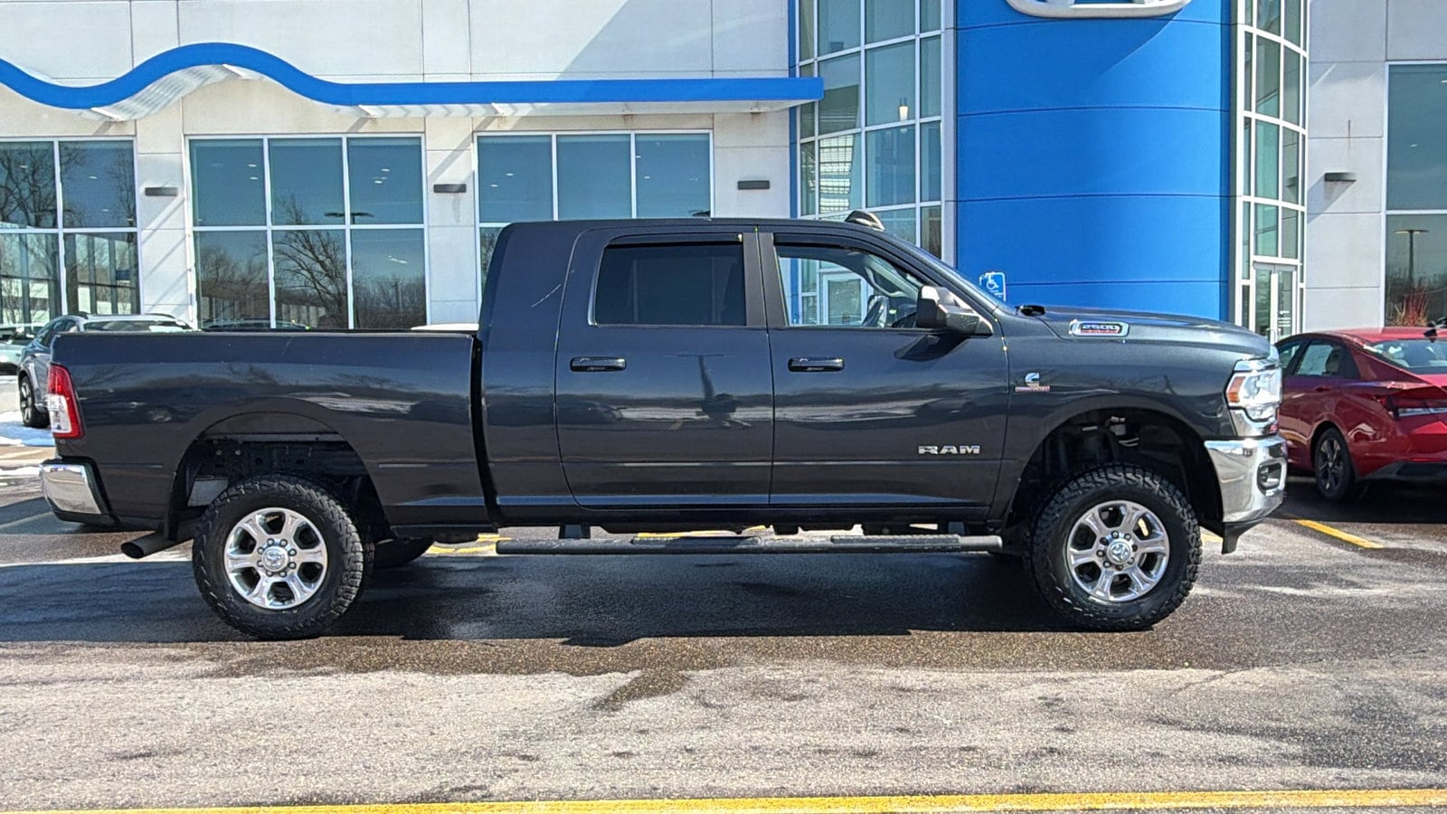 Used 2022 RAM Ram 2500 Pickup Big Horn with VIN 3C6UR5ML6NG121635 for sale in Saint Paul, Minnesota