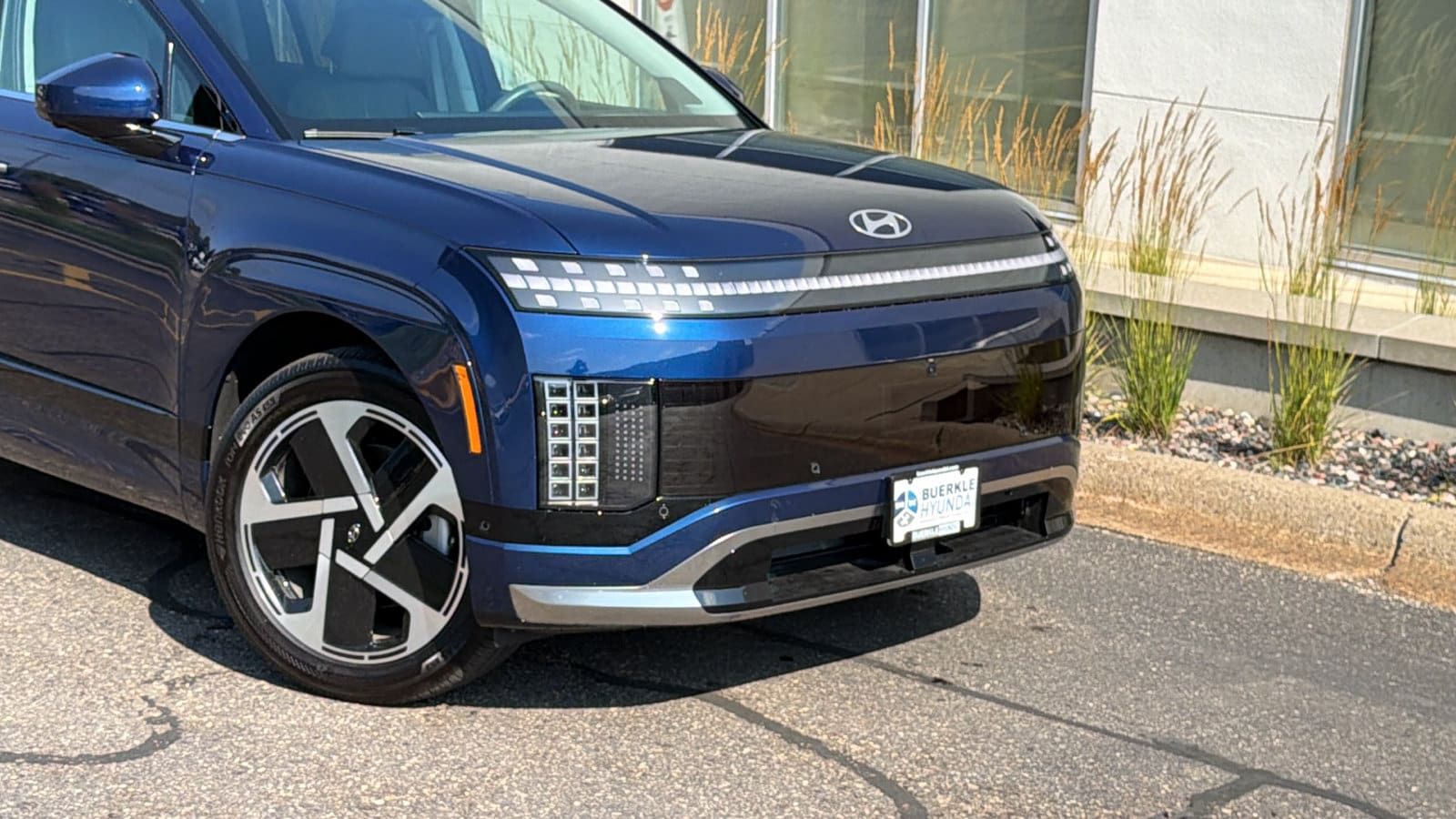 Certified 2026 Hyundai IONIQ 9 Performance Calligraphy with VIN 7YAMYFS52TY000604 for sale in Saint Paul, Minnesota