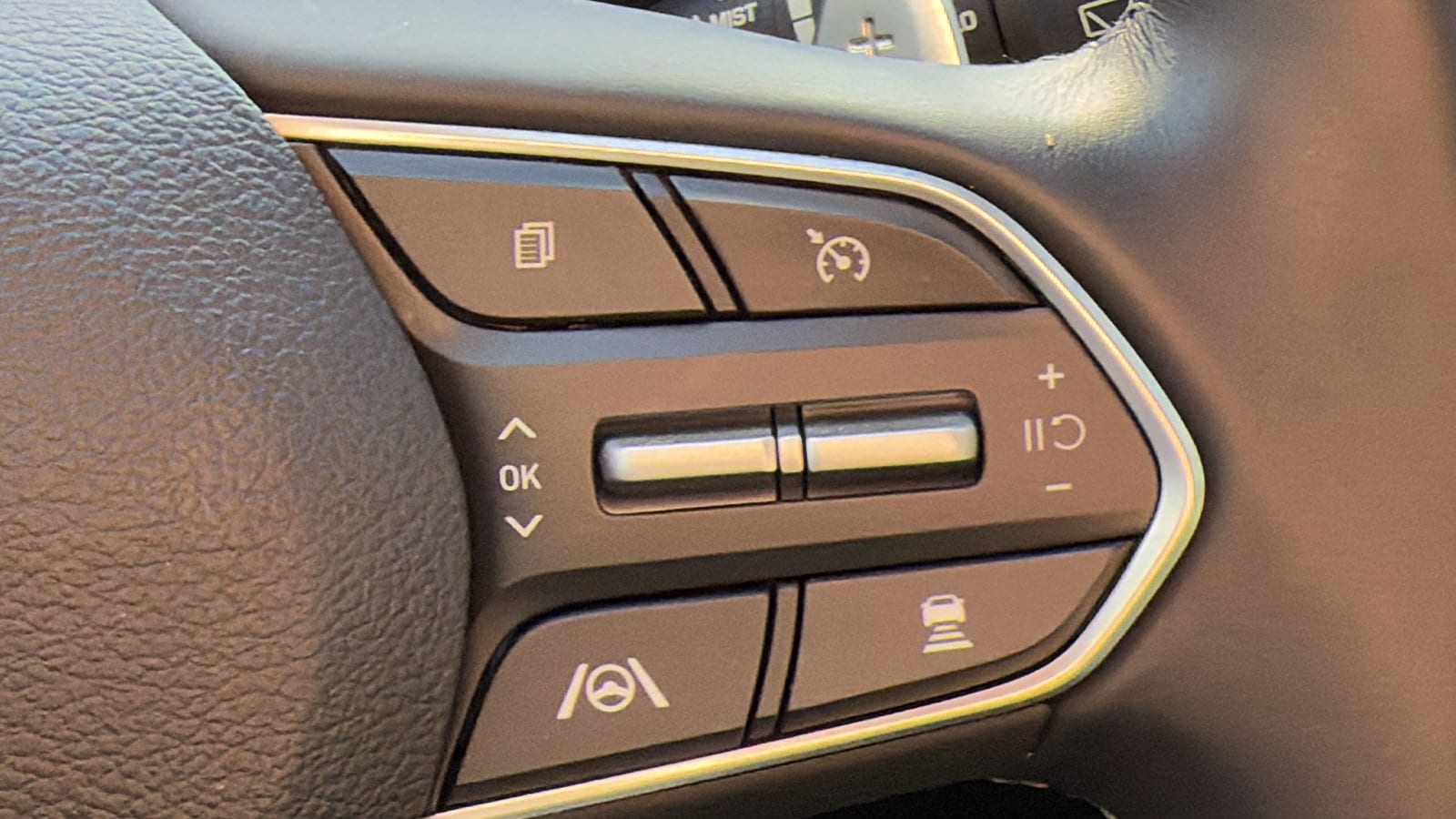2023 Hyundai Santa Fe Limited - Photo 21