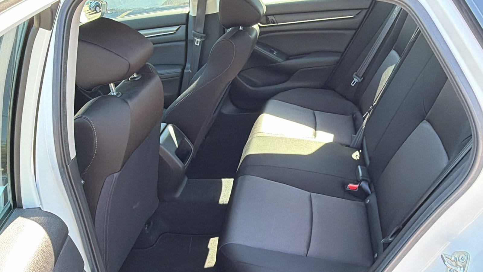 2020 Honda Accord LX - Photo 15