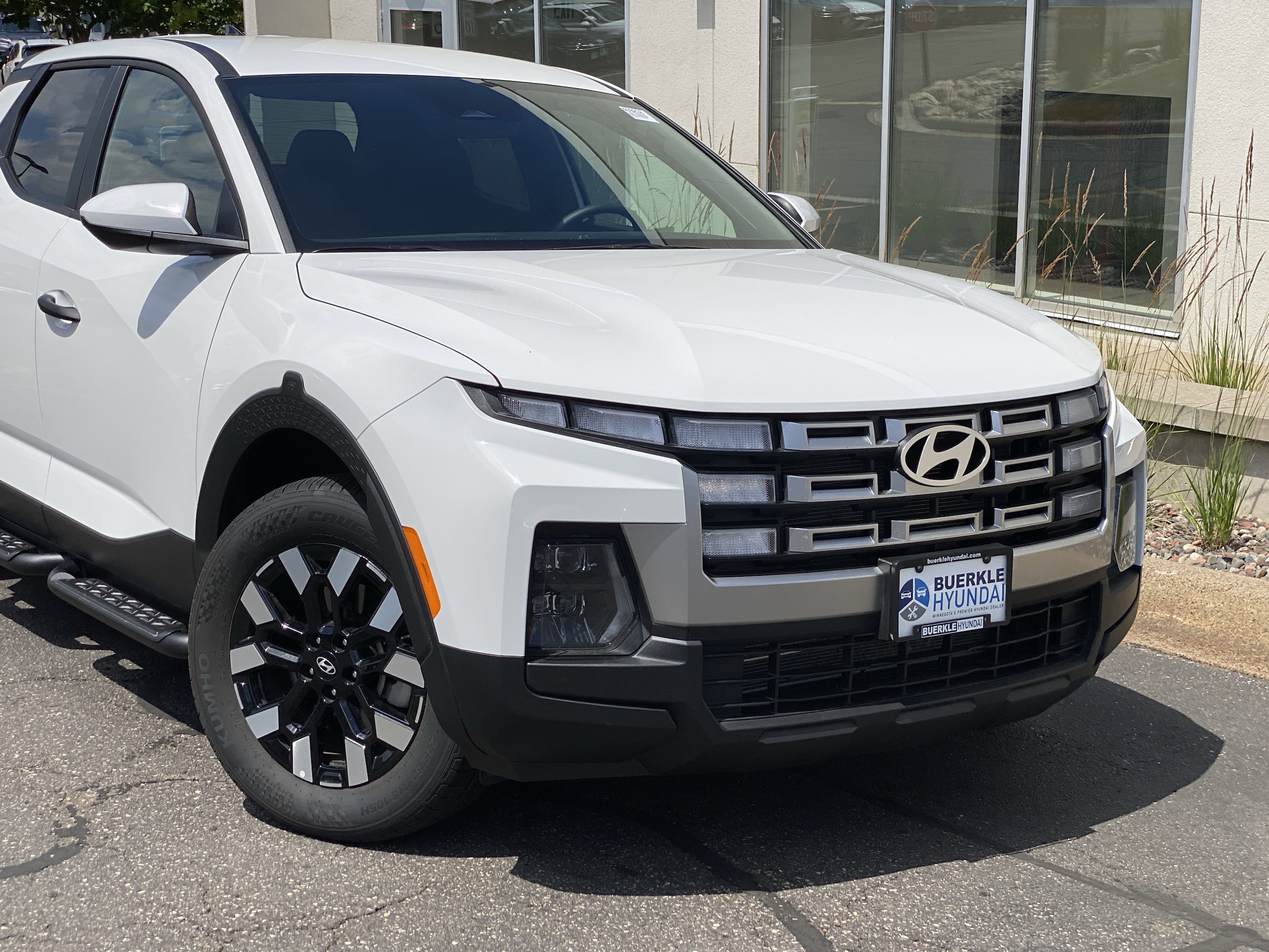 Certified 2025 Hyundai Santa Cruz SE with VIN 5NTJADDE1SH129306 for sale in Saint Paul, Minnesota