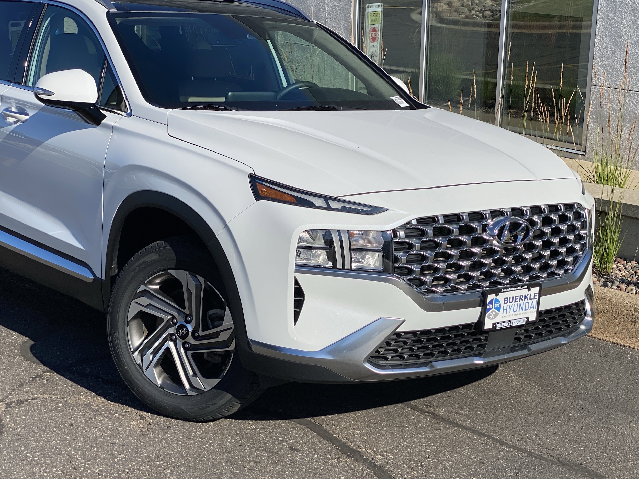 Certified 2022 Hyundai Santa Fe SEL with VIN 5NMS3DAJ2NH472741 for sale in Saint Paul, Minnesota
