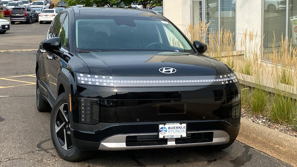 New 2026 Hyundai IONIQ 9 SE SUV