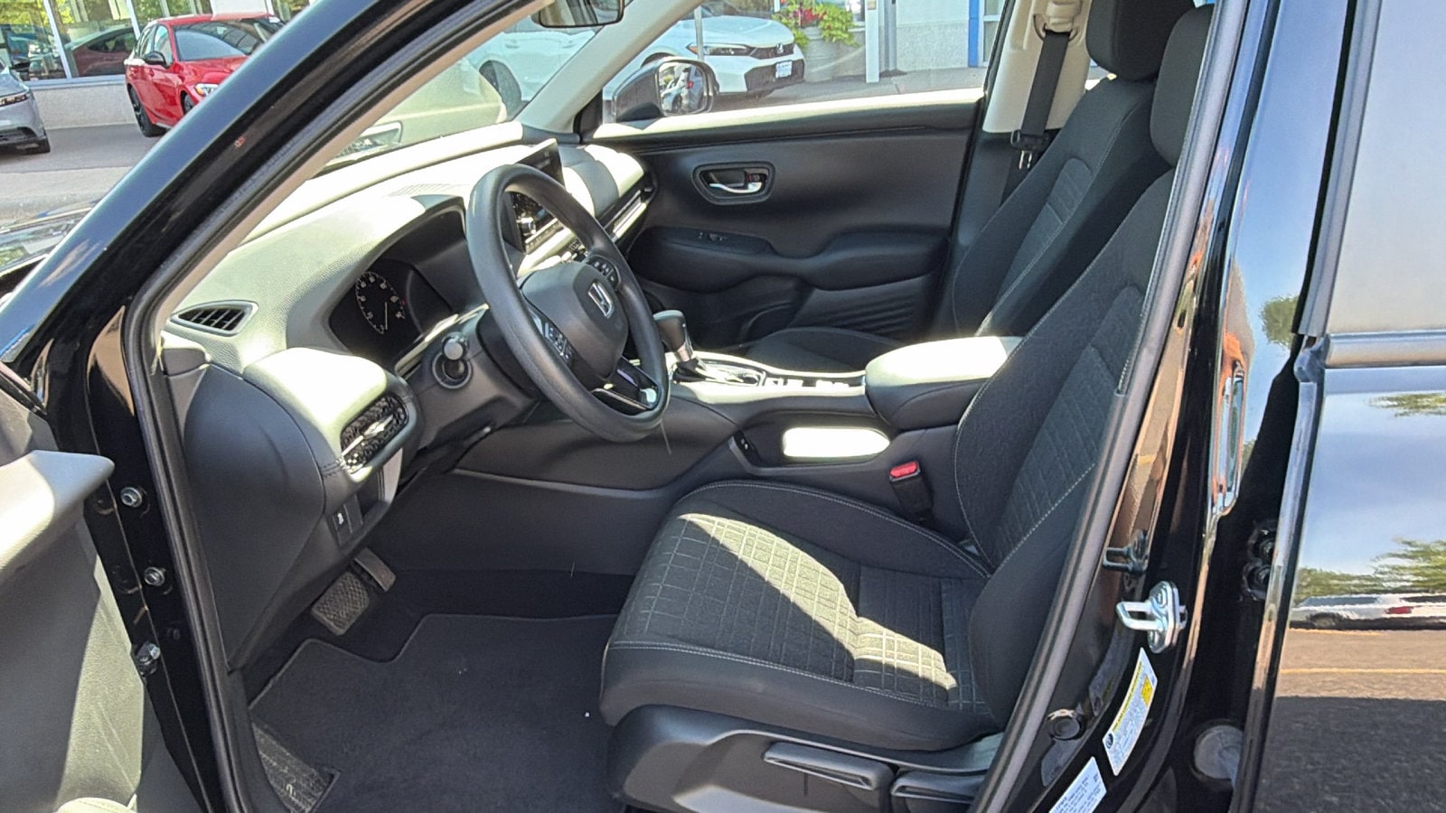 2024 Honda HR-V LX - Photo 14