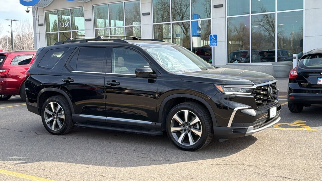 Certified 2025 Honda Pilot Elite SUV