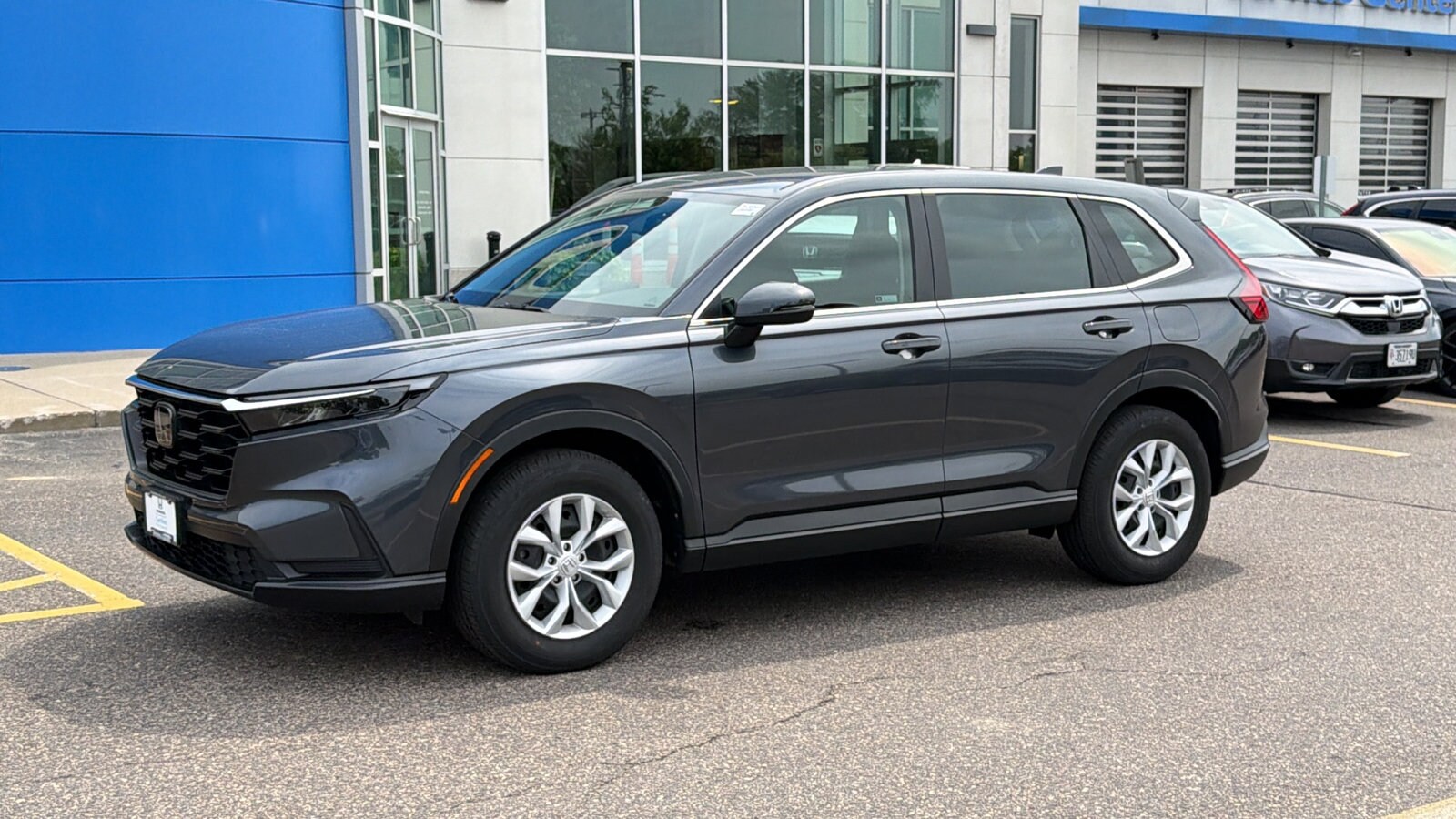 2024 Honda CR-V LX - Photo 11