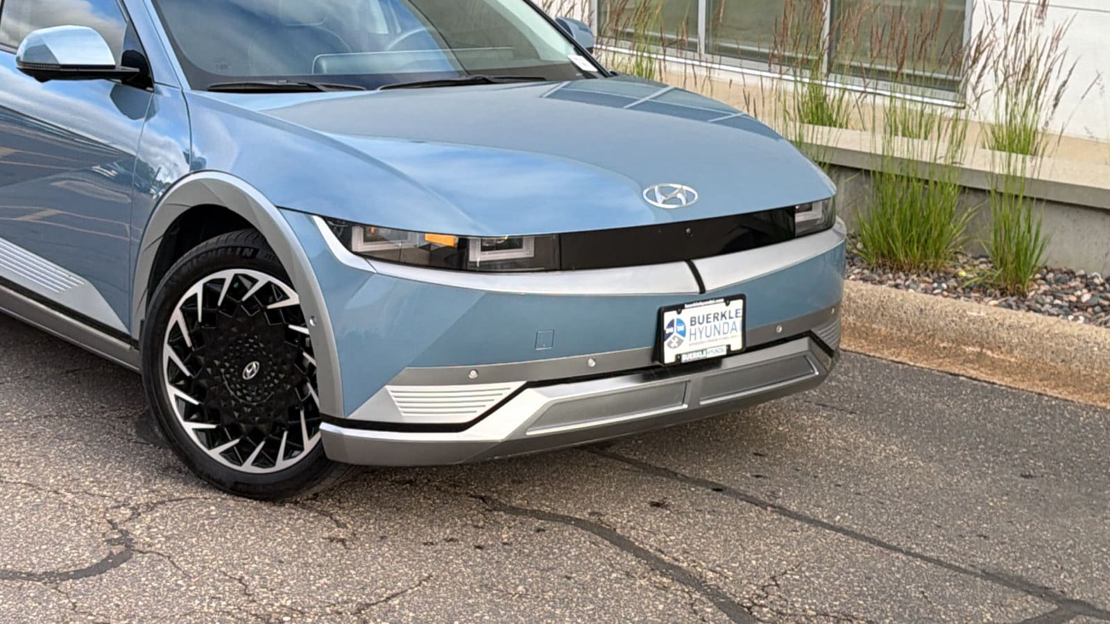 Certified 2024 Hyundai IONIQ 5 Limited with VIN KM8KRDDF2RU267405 for sale in Saint Paul, Minnesota
