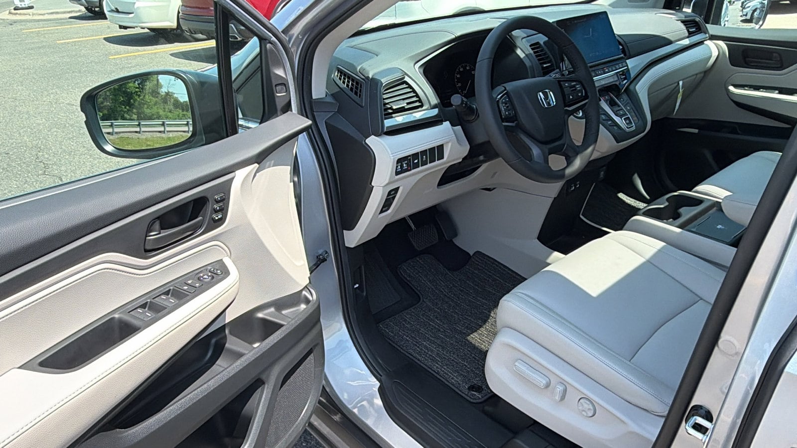 2026 Honda Odyssey EX-L - Photo 12
