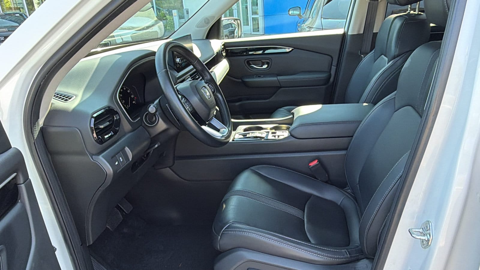 2023 Honda Pilot EX-L - Photo 13