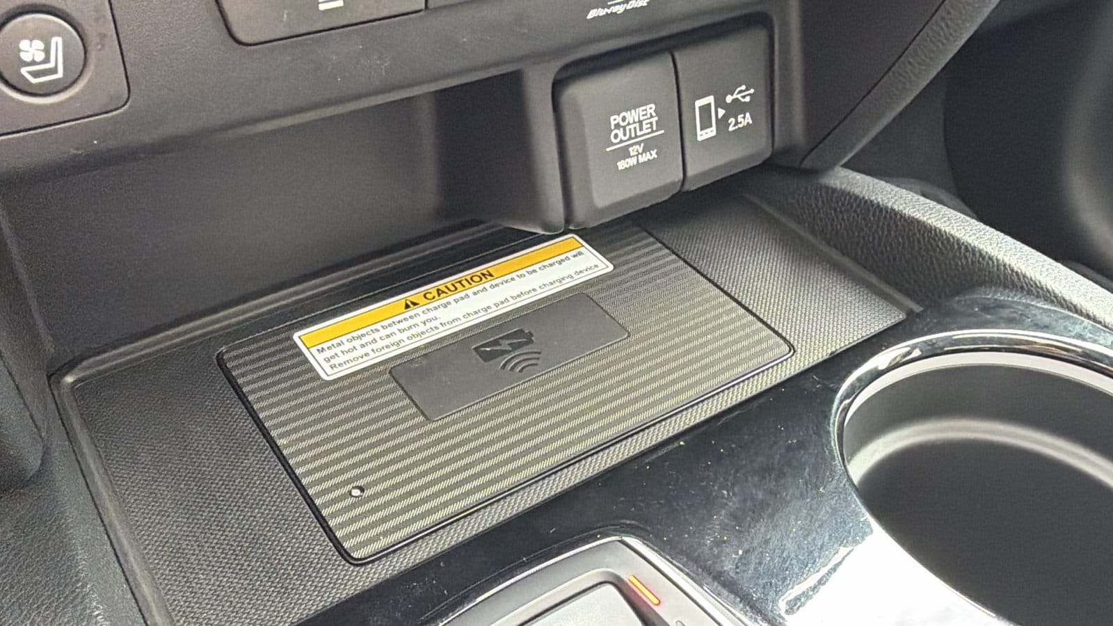2022 Honda Pilot Elite - Photo 19