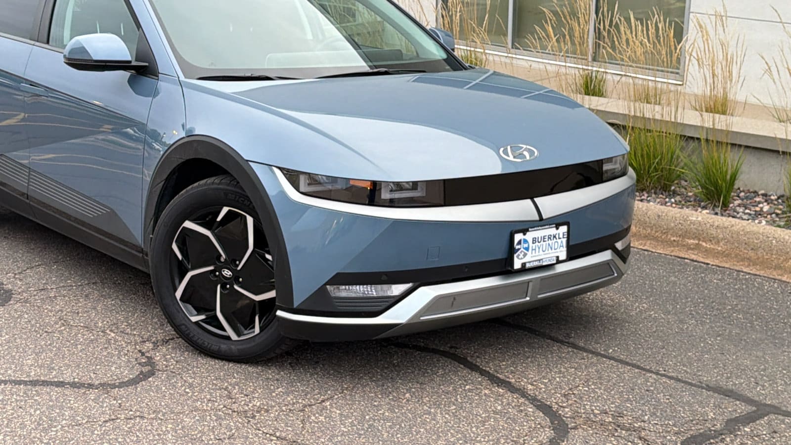 Certified 2024 Hyundai IONIQ 5 SEL with VIN KM8KNDDF5RU317676 for sale in Saint Paul, Minnesota