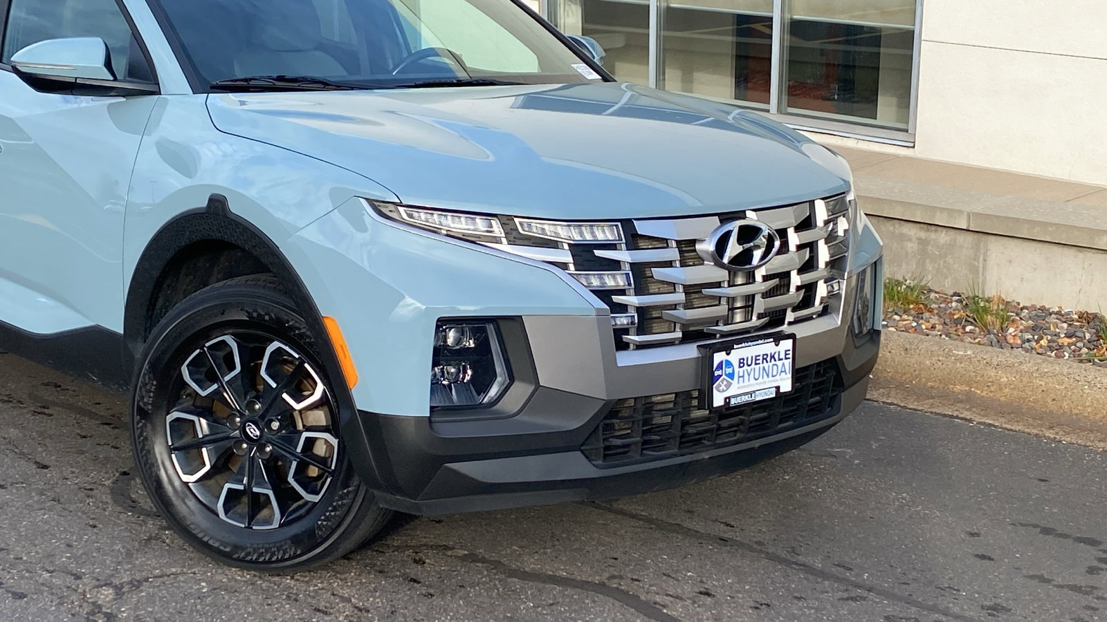 Certified 2022 Hyundai Santa Cruz SEL Premium with VIN 5NTJDDAF9NH021749 for sale in Saint Paul, Minnesota