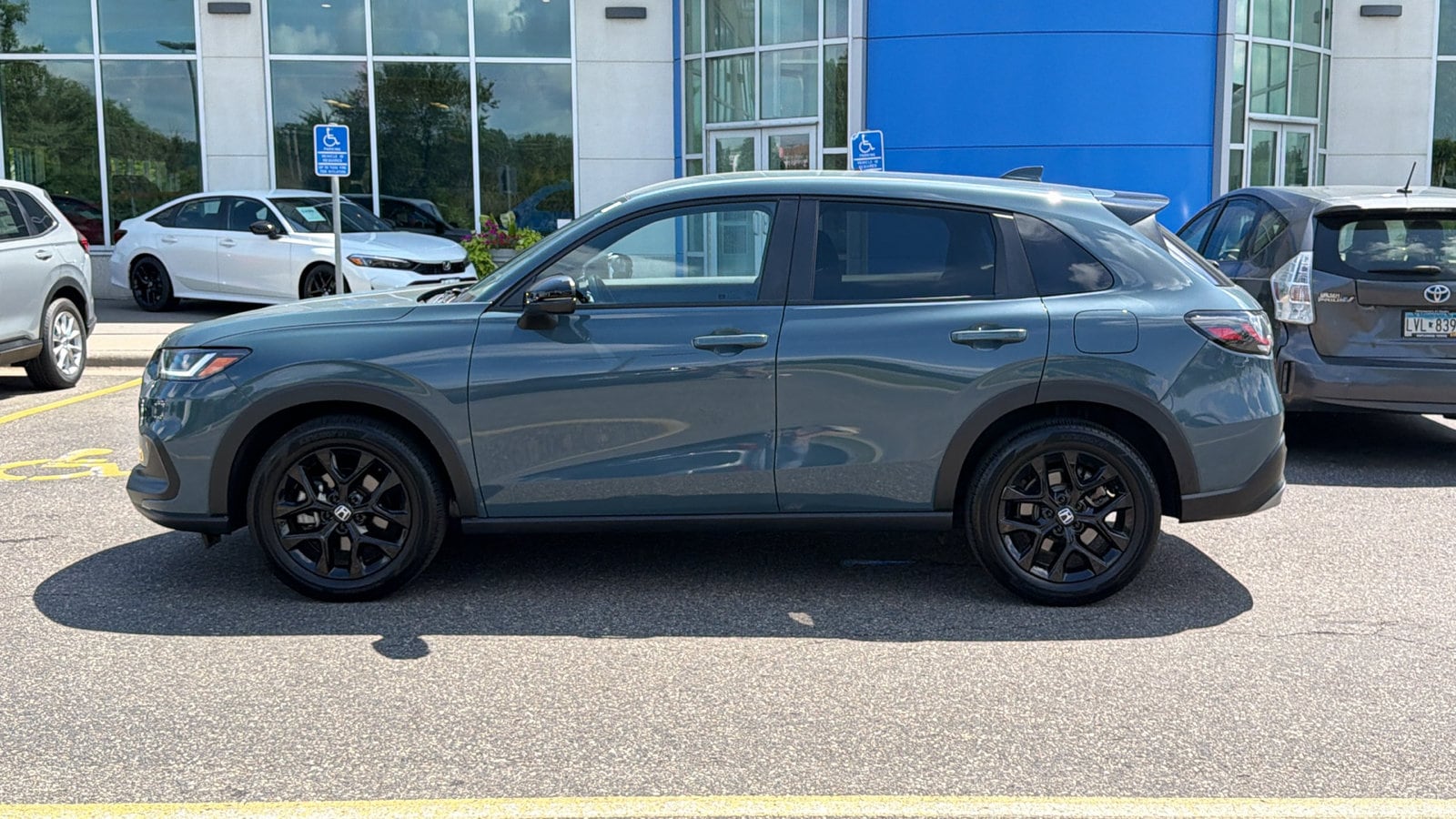 2025 Honda HR-V Sport - Photo 10