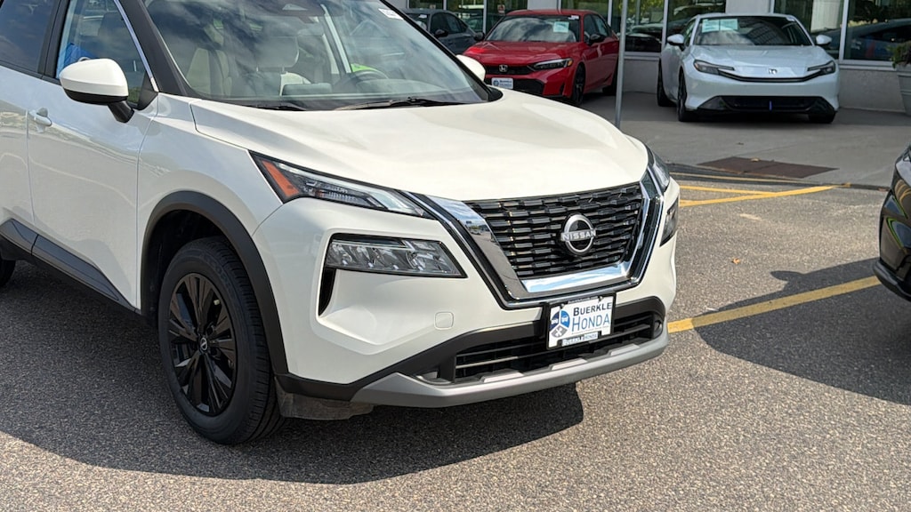 Used 2023 Nissan Rogue SV SUV
