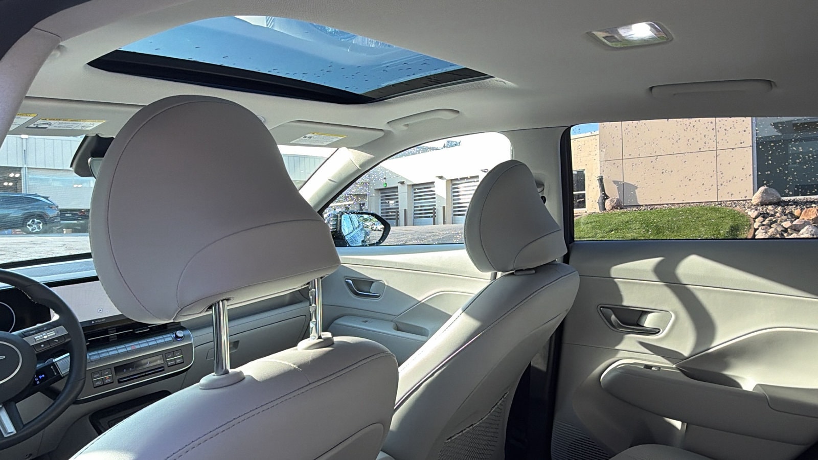 2026 Hyundai Kona Limited - Photo 11