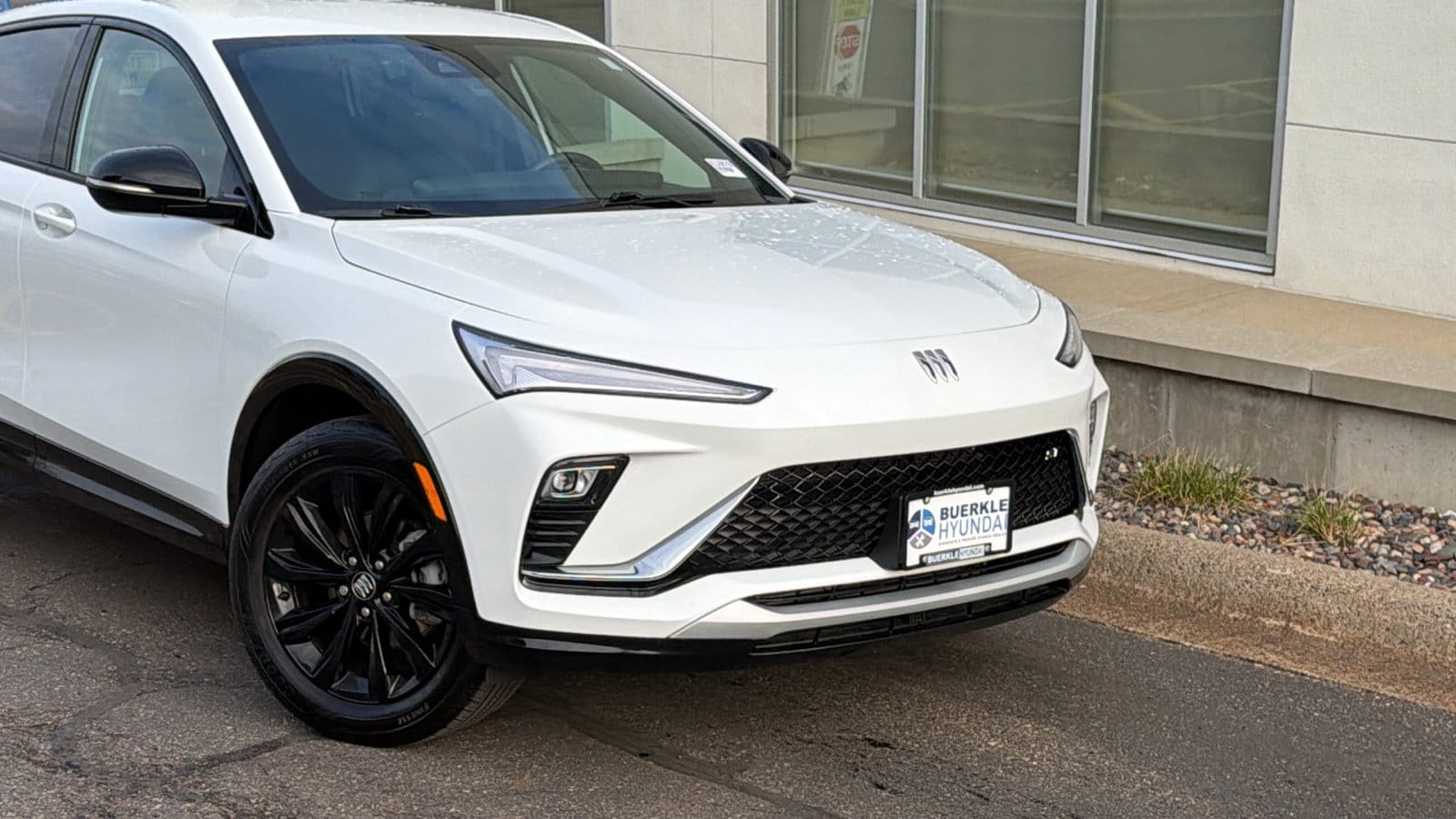 Used 2024 Buick Envista Sport Touring with VIN KL47LBE27RB105691 for sale in Saint Paul, Minnesota