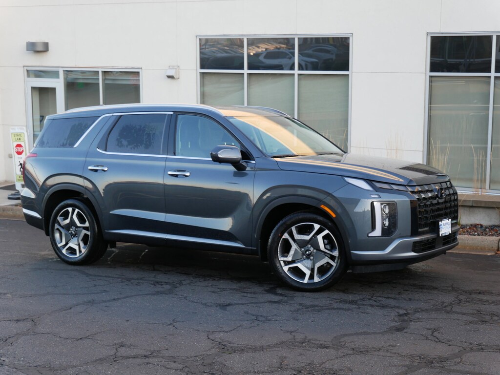 Used 2025 Hyundai Palisade SEL Premium SUV