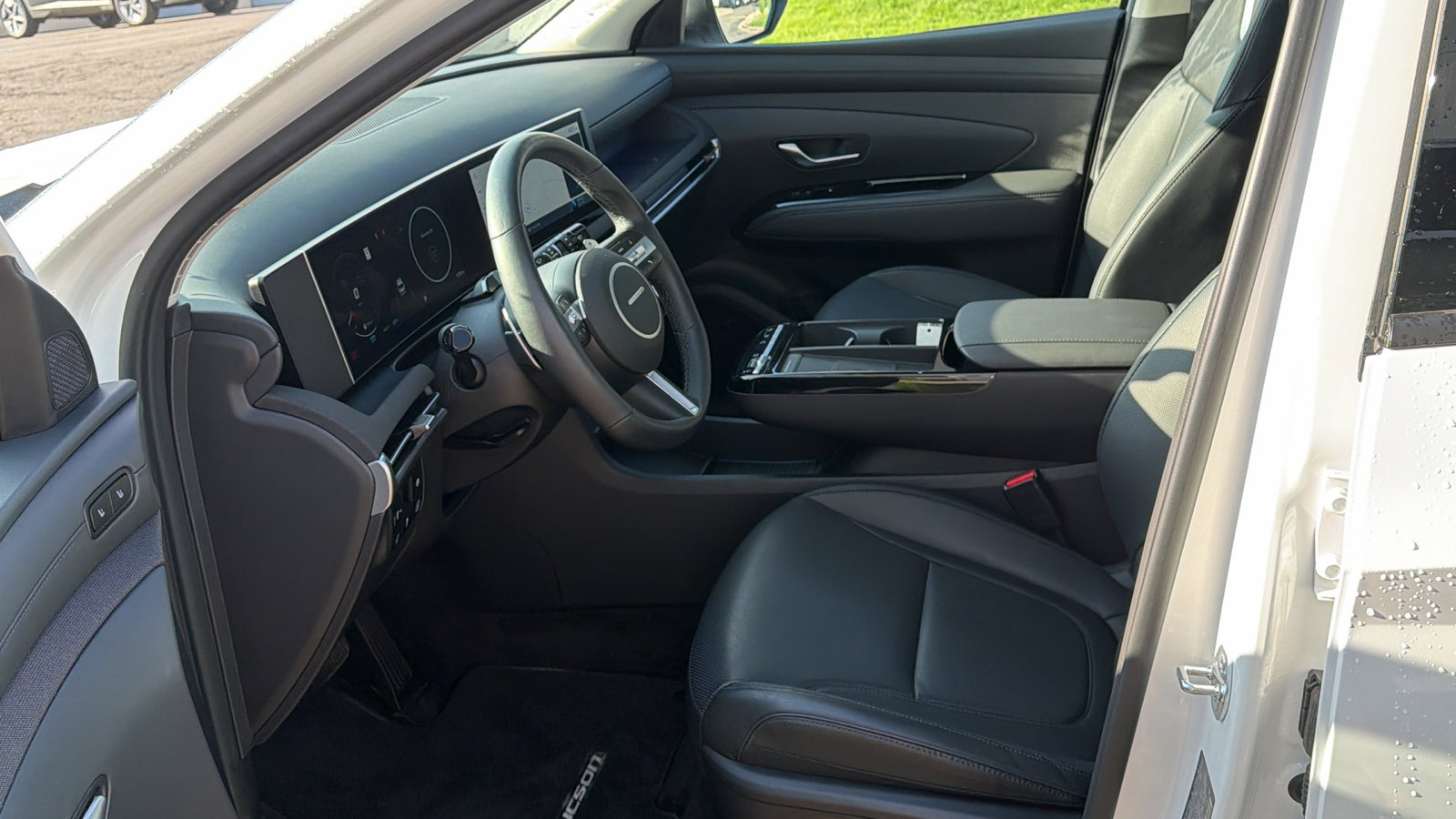 2026 Hyundai Tucson Limited - Photo 10