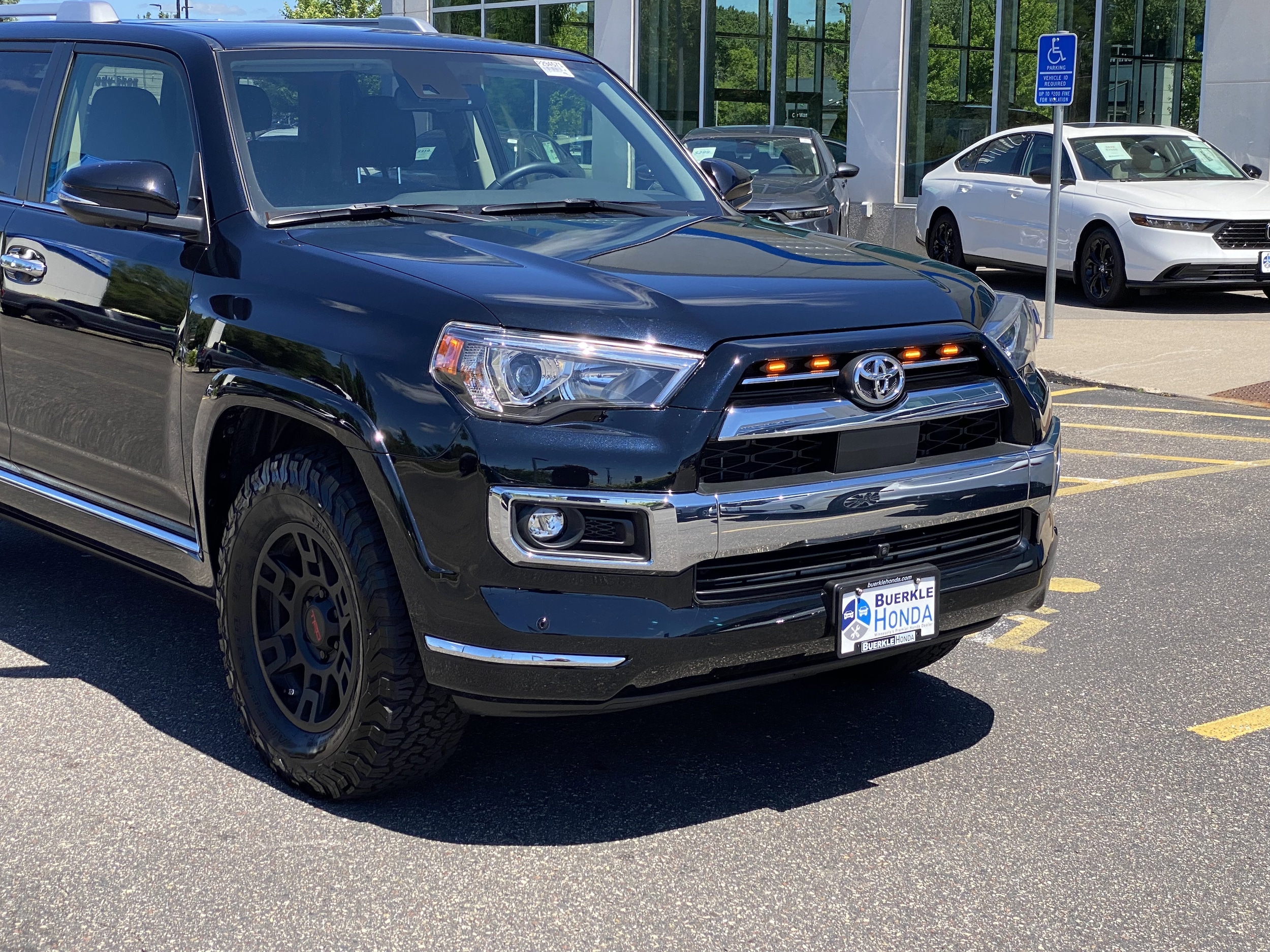 Used 2023 Toyota 4Runner Limited with VIN JTEKU5JR7P6195203 for sale in Saint Paul, Minnesota