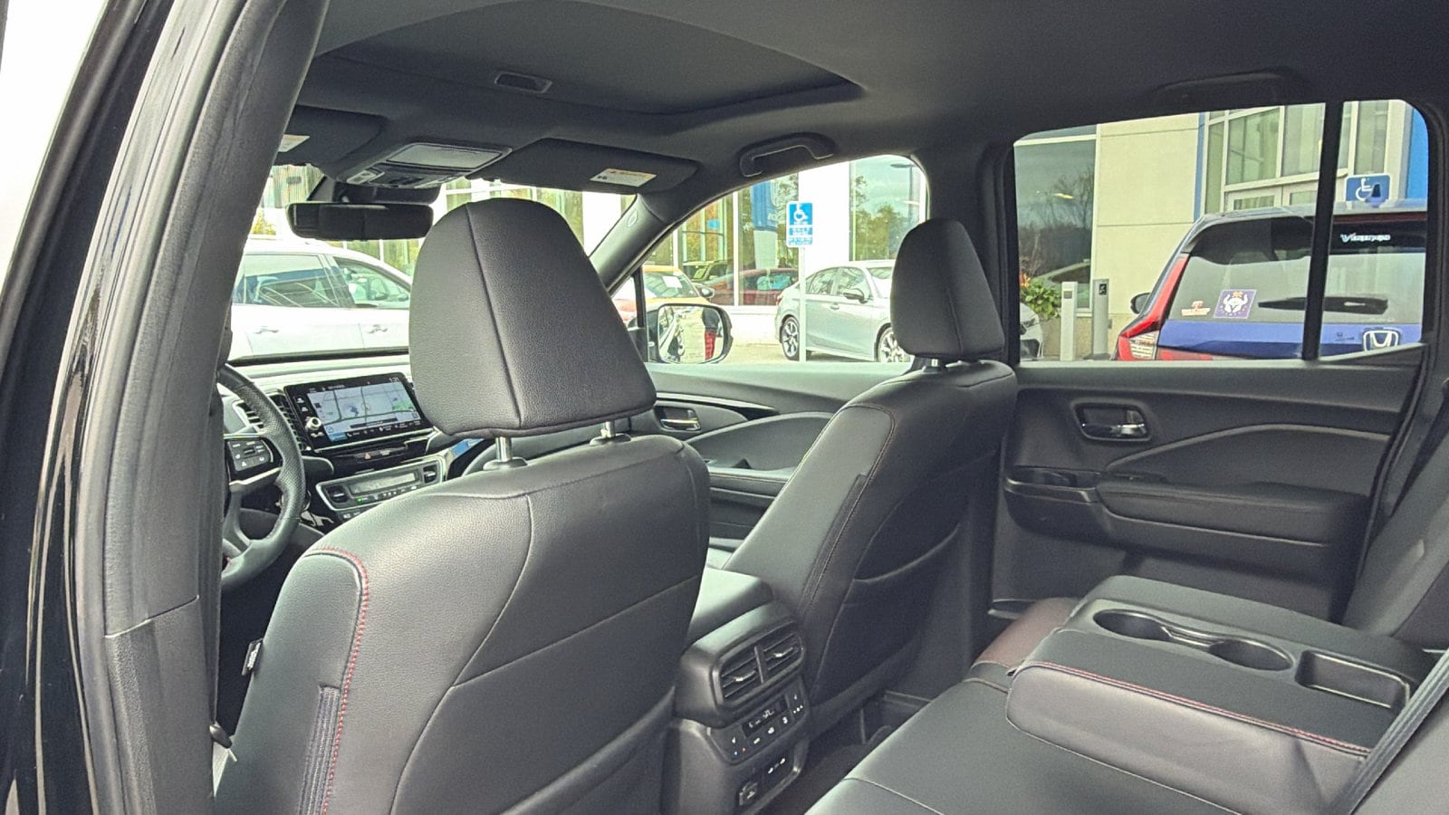 2025 Honda Ridgeline Black Edition - Photo 13
