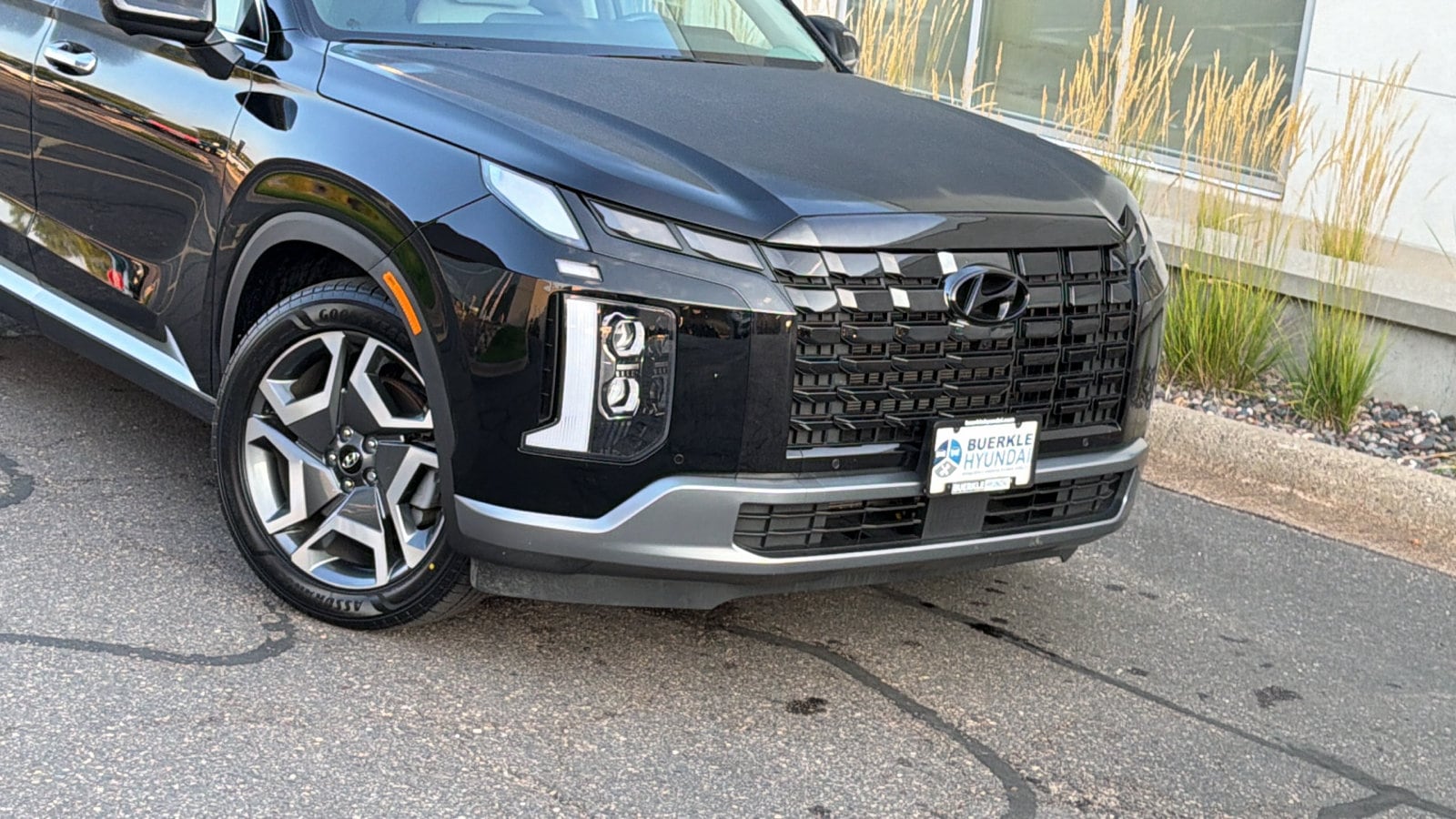 Certified 2024 Hyundai Palisade SEL with VIN KM8R4DGE2RU751817 for sale in Saint Paul, Minnesota