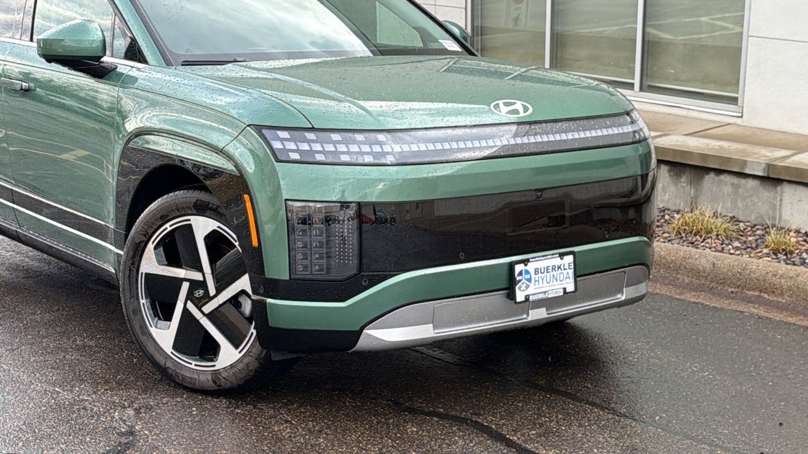 Certified 2026 Hyundai IONIQ 9 Performance Limited with VIN 7YAMWFS53TY004165 for sale in Saint Paul, Minnesota