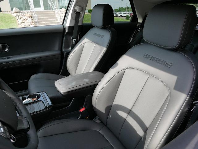 2025 Hyundai IONIQ 5 SEL - Photo 11