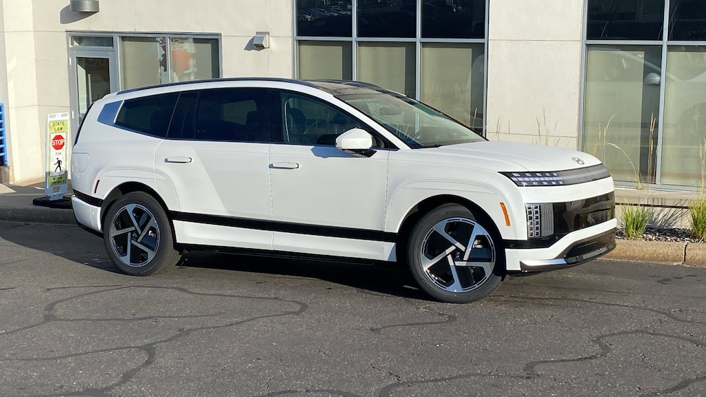 Used 2026 Hyundai IONIQ 9 Performance Calligraphy SUV