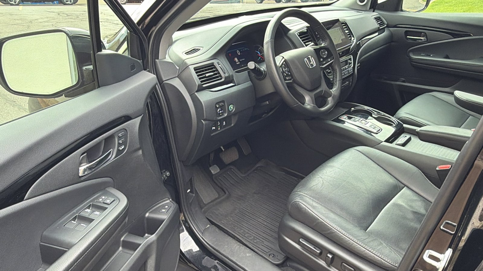 2022 Honda Pilot Elite - Photo 9