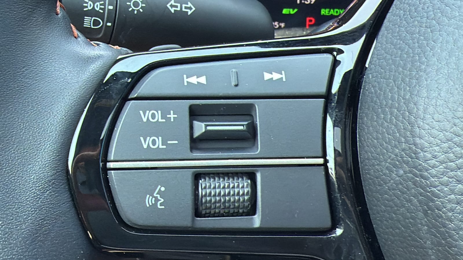 2026 Honda CR-V Sport Touring - Photo 24