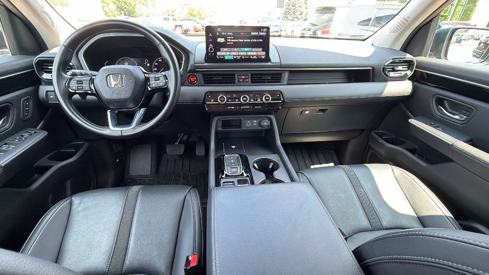 2023 Honda Pilot EX-L - Photo 16