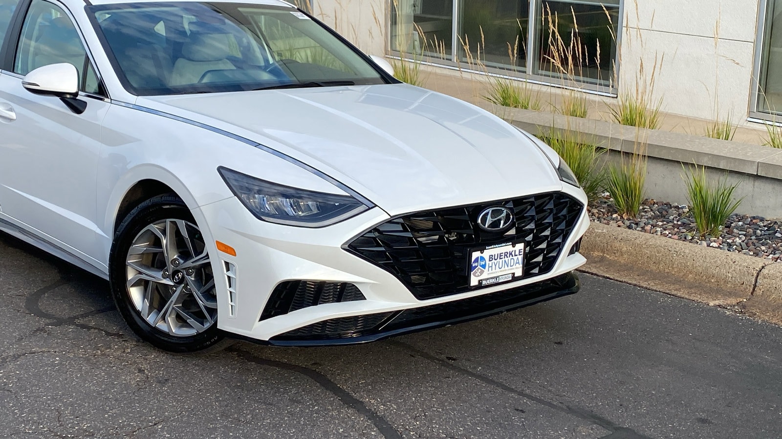 Used 2020 Hyundai Sonata SEL with VIN 5NPEL4JA3LH021458 for sale in Saint Paul, Minnesota