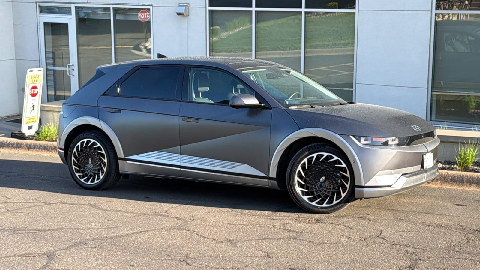 2024 Hyundai Ioniq 5 Limited AWD's photo