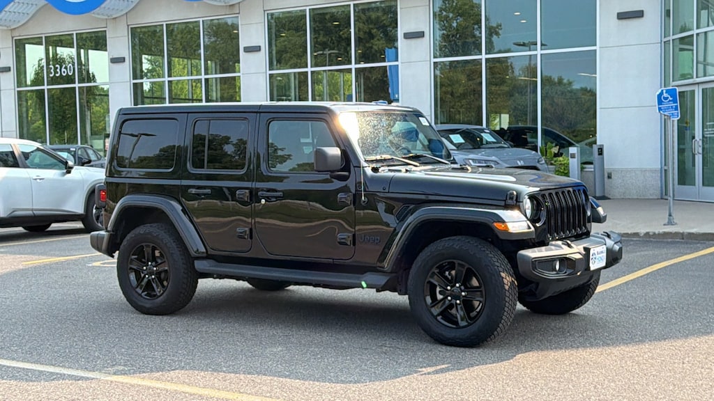 Used 2022 Jeep Wrangler Unlimited Sahara SUV