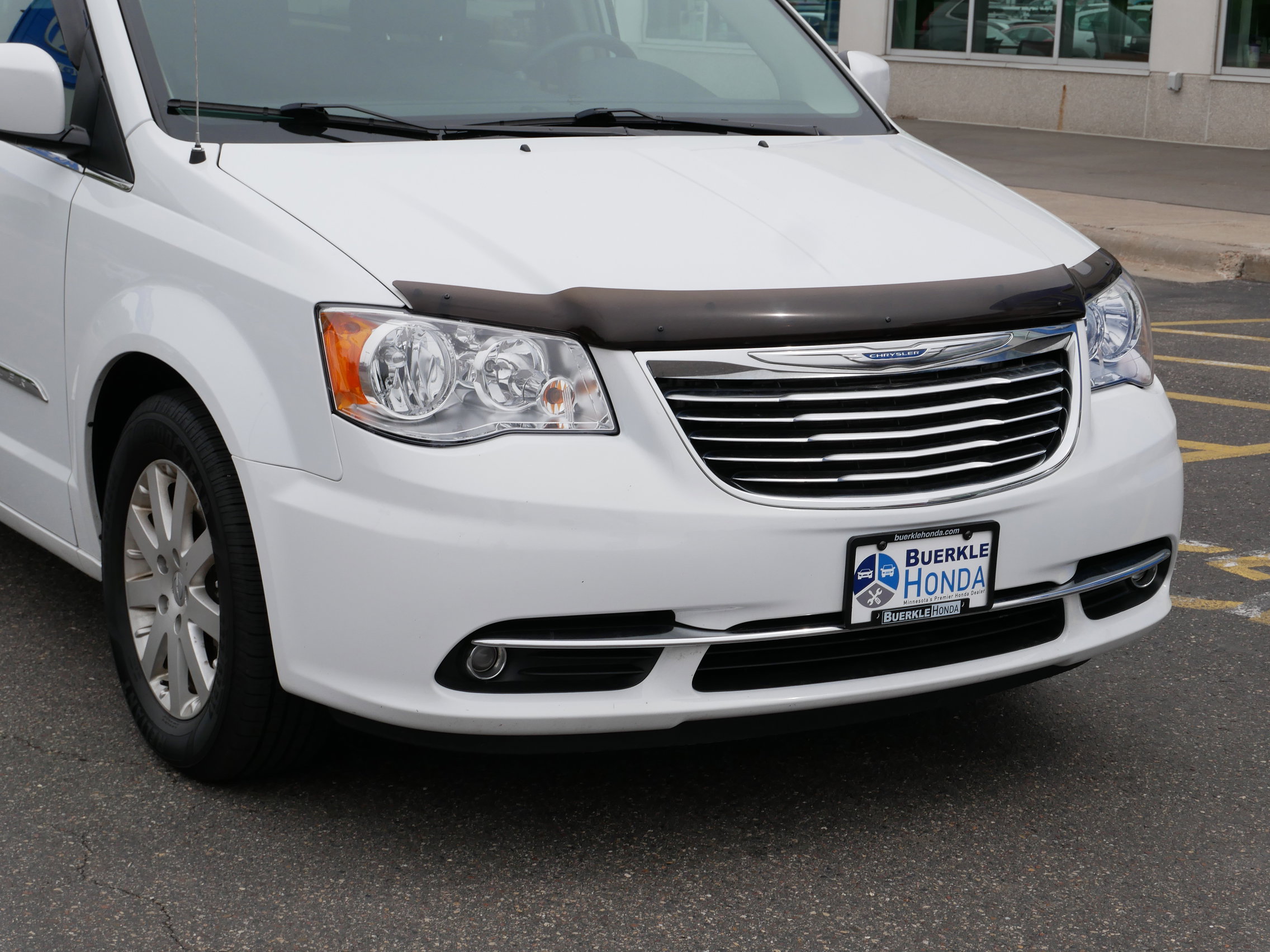 Used 2014 Chrysler Town & Country Touring with VIN 2C4RC1BG7ER236298 for sale in Saint Paul, Minnesota