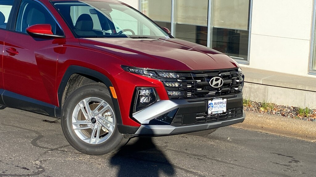 Certified 2025 Hyundai Tucson SE SUV