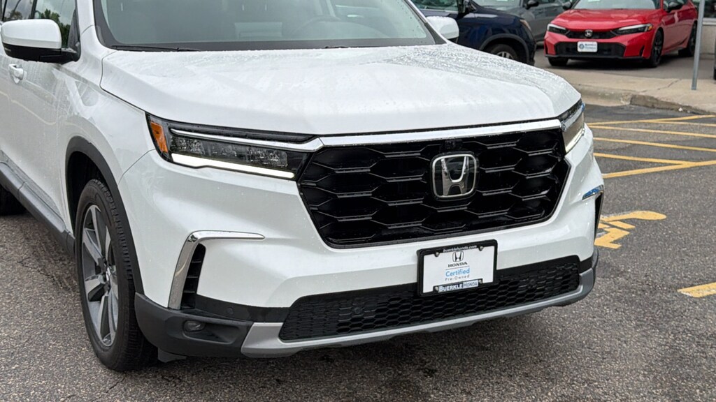 Certified 2025 Honda Pilot Elite SUV