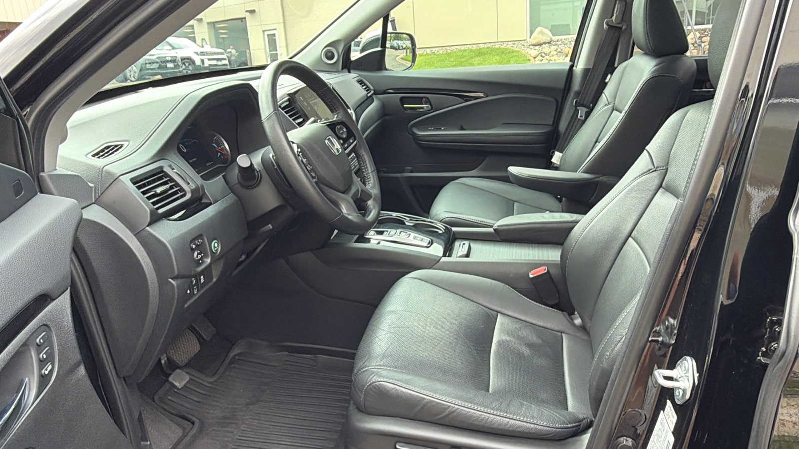 2022 Honda Pilot Elite - Photo 10