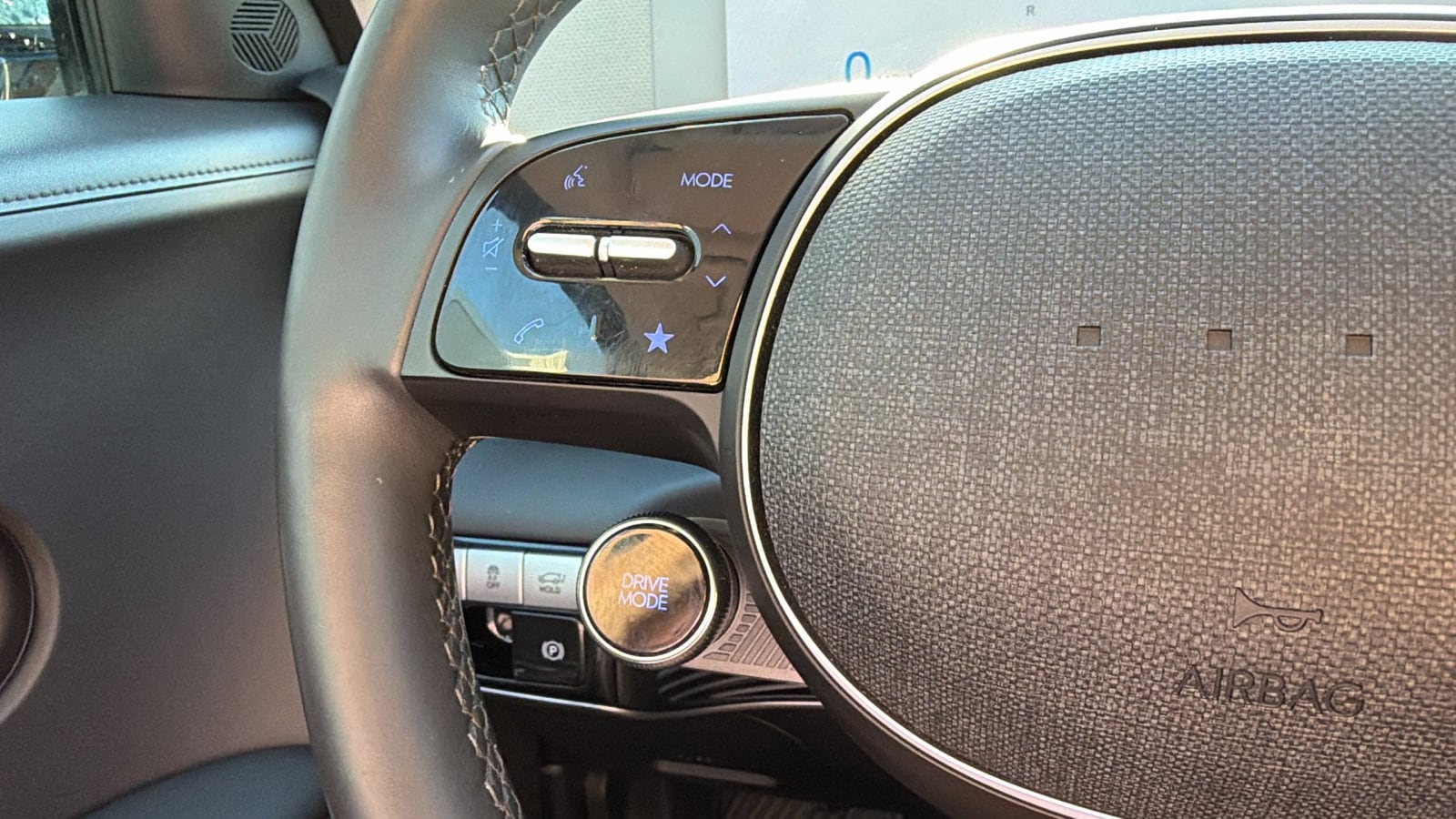 2024 Hyundai IONIQ 5 Limited - Photo 20