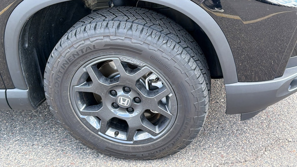 Certified 2025 Honda Pilot TrailSport SUV