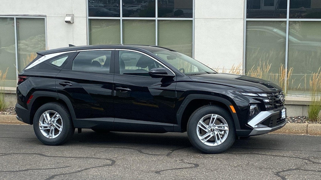 New 2026 Hyundai Tucson SE AWD SUV