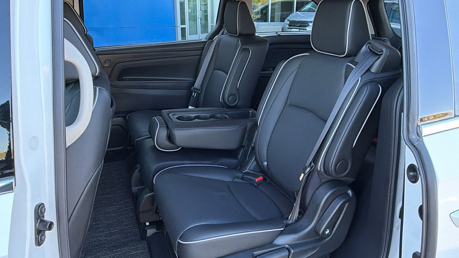 2026 Honda Odyssey Elite - Photo 14