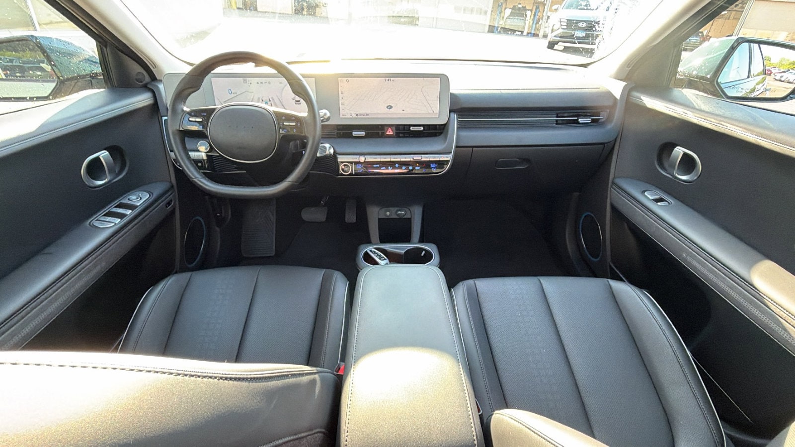 2024 Hyundai IONIQ 5 Limited - Photo 16