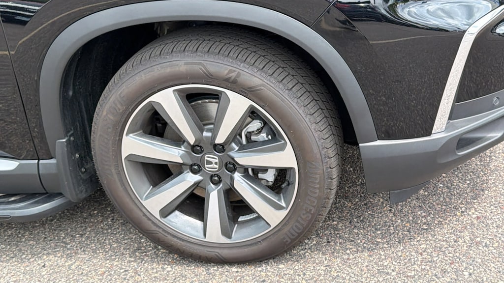 Certified 2025 Honda Pilot Elite SUV