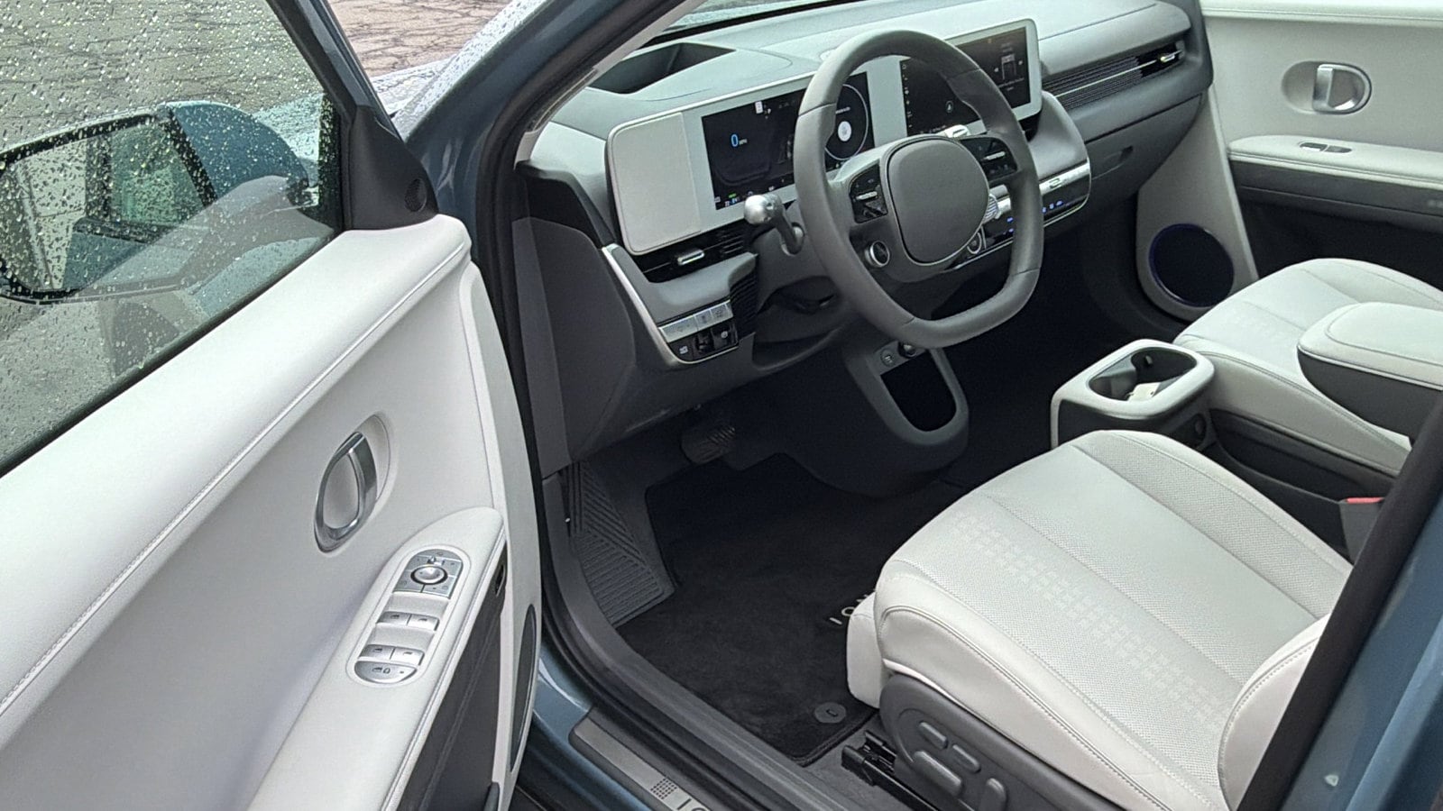 2024 Hyundai IONIQ 5 Limited - Photo 9