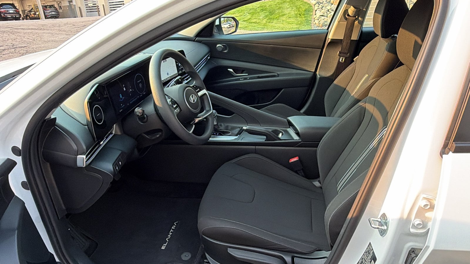 2024 Hyundai Elantra SEL - Photo 10