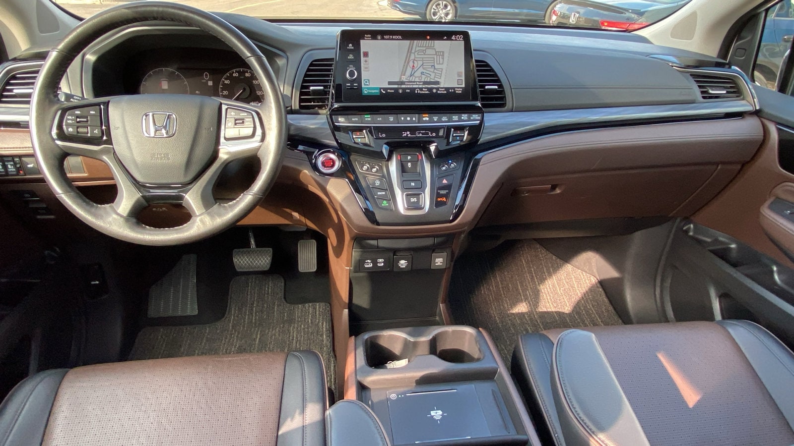2025 Honda Odyssey Elite - Photo 21