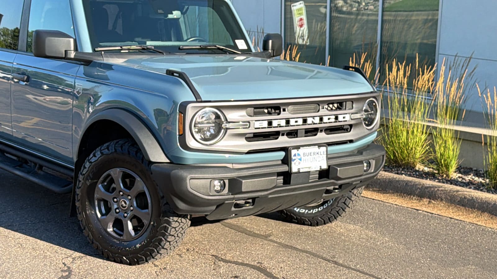 Used 2023 Ford Bronco 4-Door Big Bend with VIN 1FMDE5BH8PLA99464 for sale in Saint Paul, Minnesota
