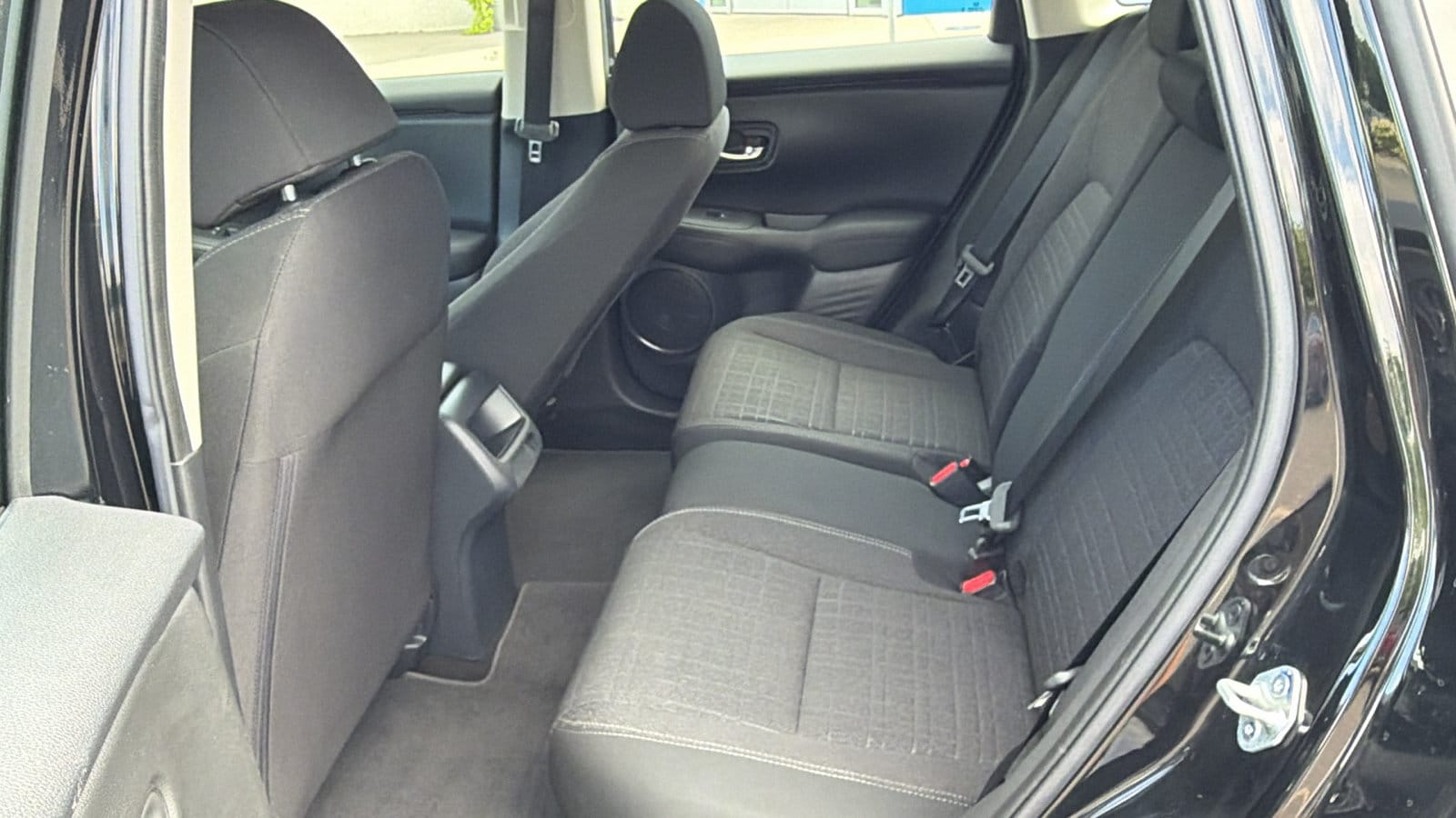 2025 Honda HR-V LX - Photo 15