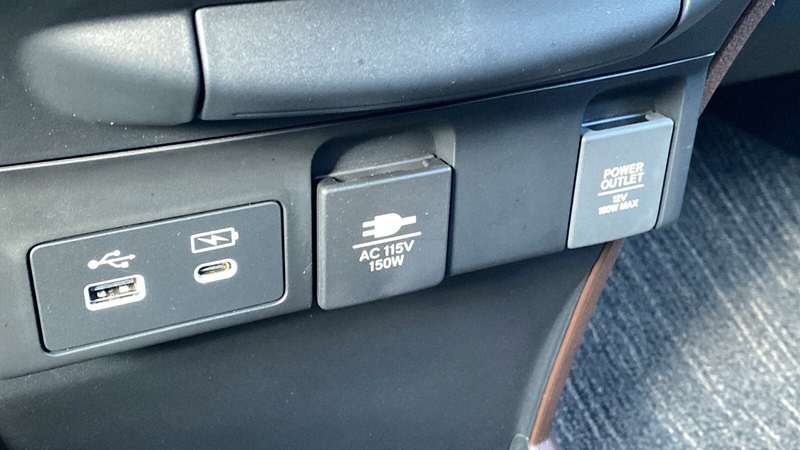 2025 Honda Odyssey Elite - Photo 24